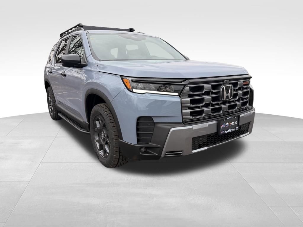 New 2026 Honda Pilot TrailSport image 2