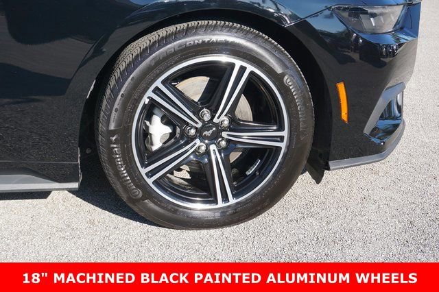 Used 2025 Ford Mustang Coupe image 13