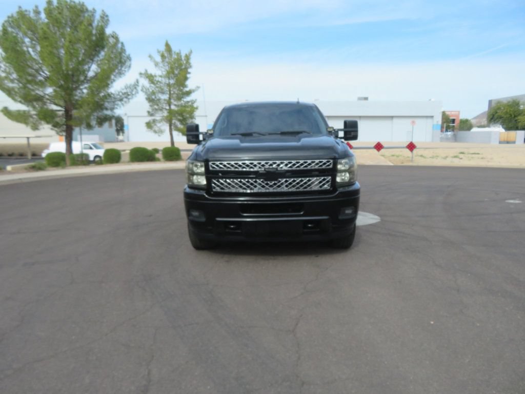 Used 2014 Chevrolet Silverado 2500 LTZ w/ LTZ Plus Package AWD/4WD image 11