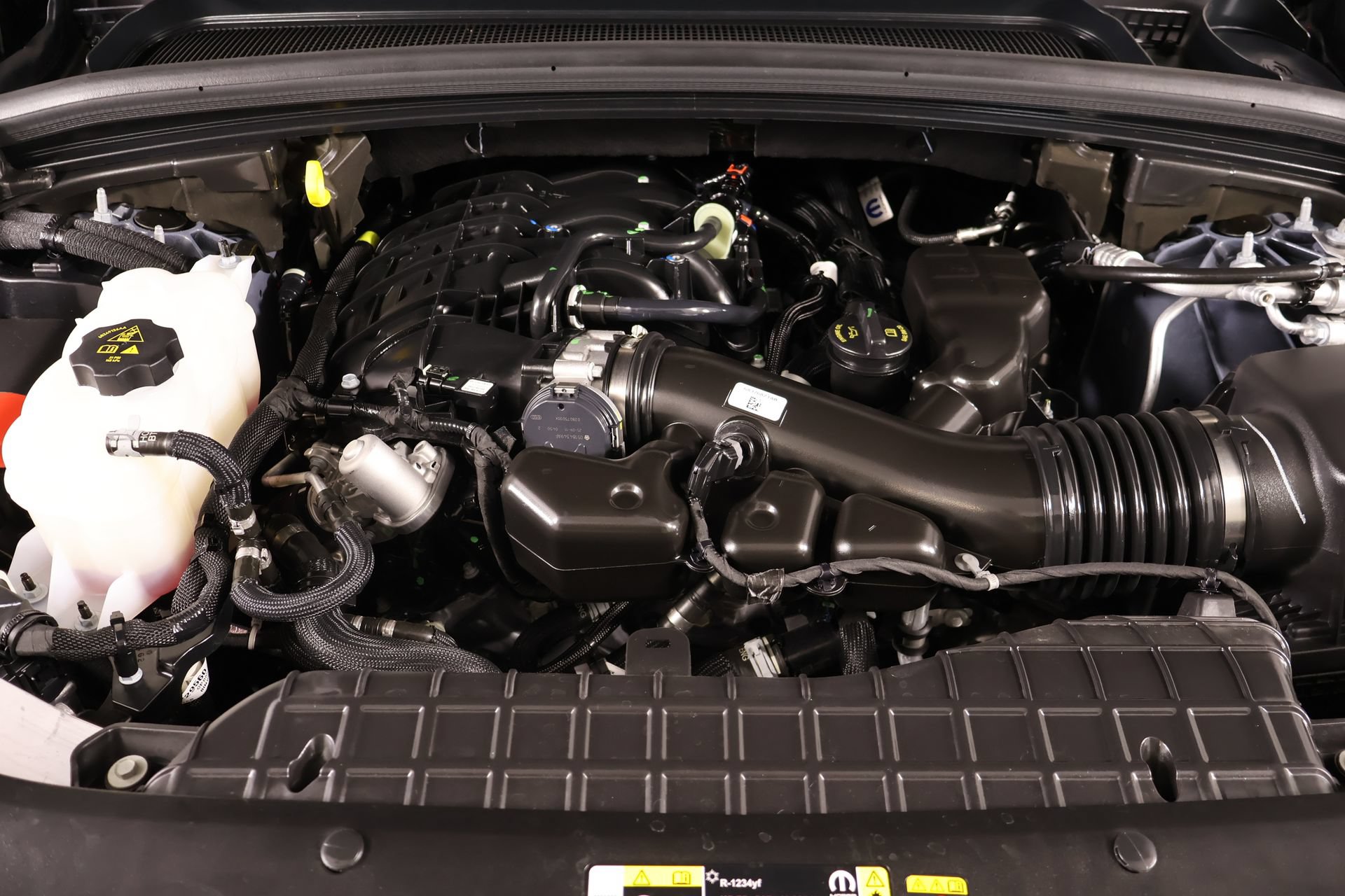 Used 2025 Jeep Grand Cherokee Altitude RWD image 20