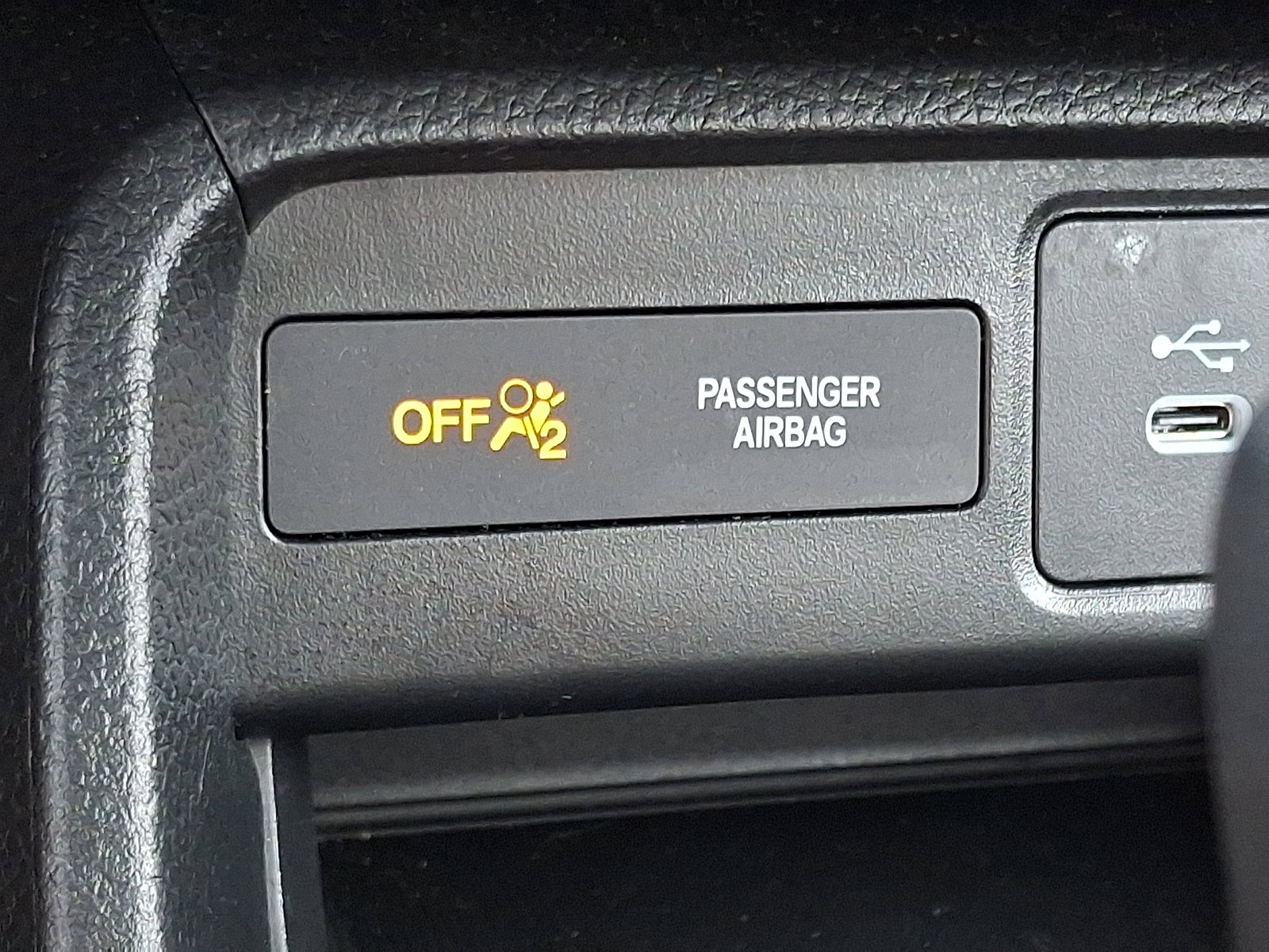 Used 2025 Honda Civic Sport image 25