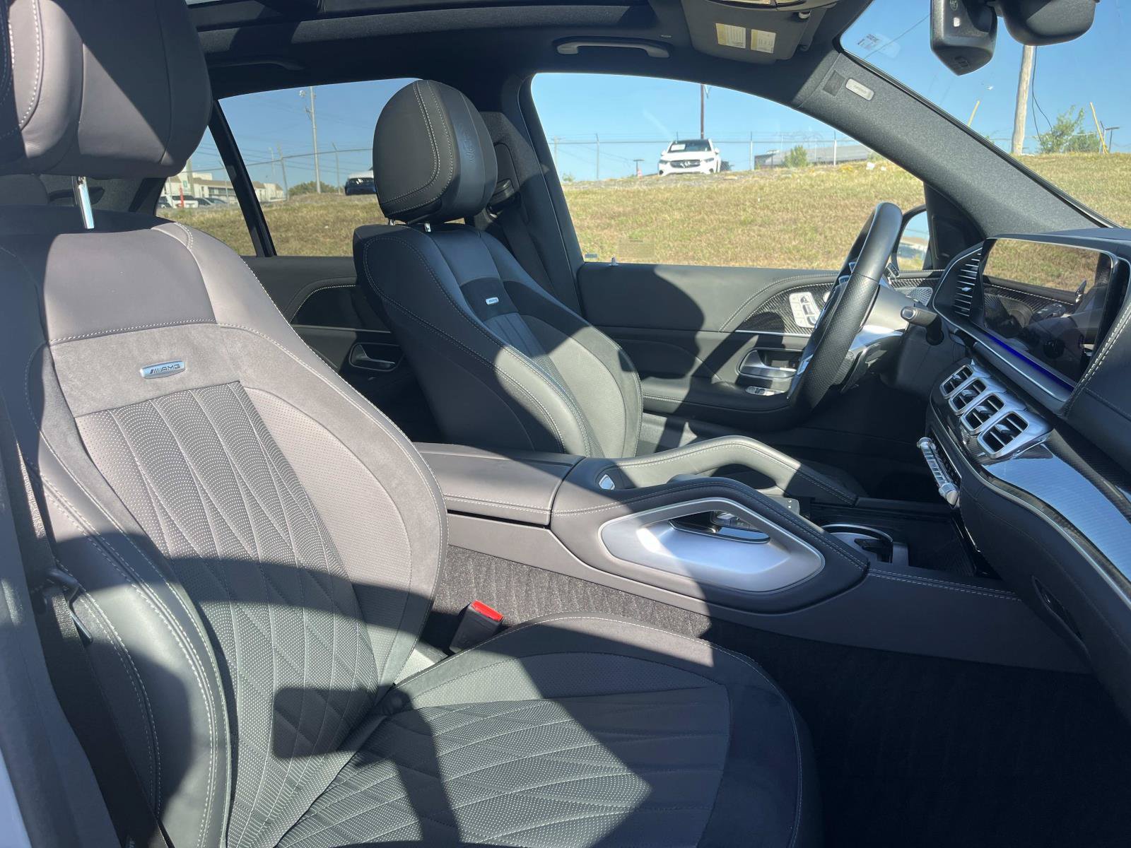 Certified 2025 Mercedes-Benz GLE 53 AMG 4MATIC image 24
