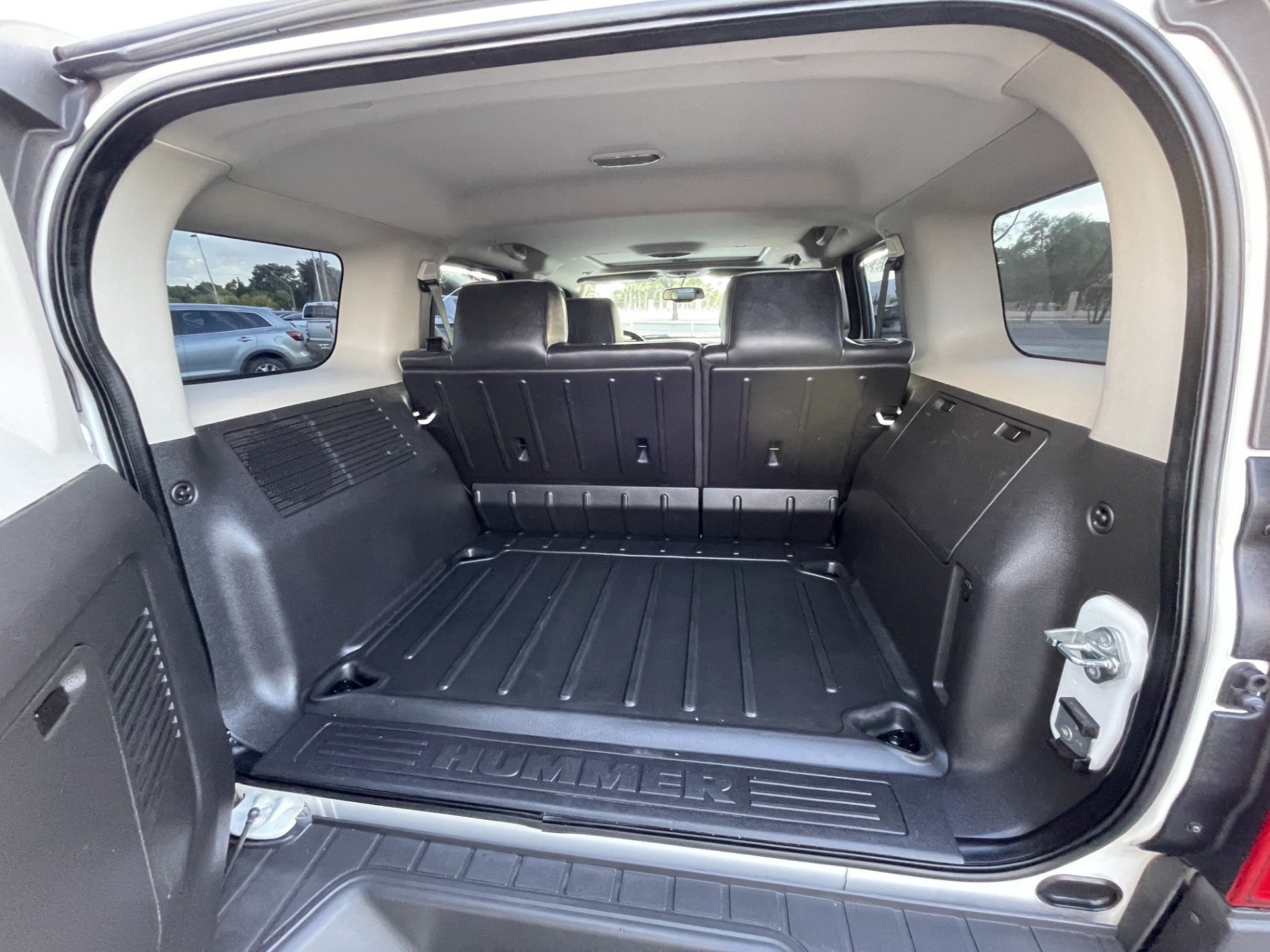 Used 2009 HUMMER H3 Luxury AWD/4WD image 20
