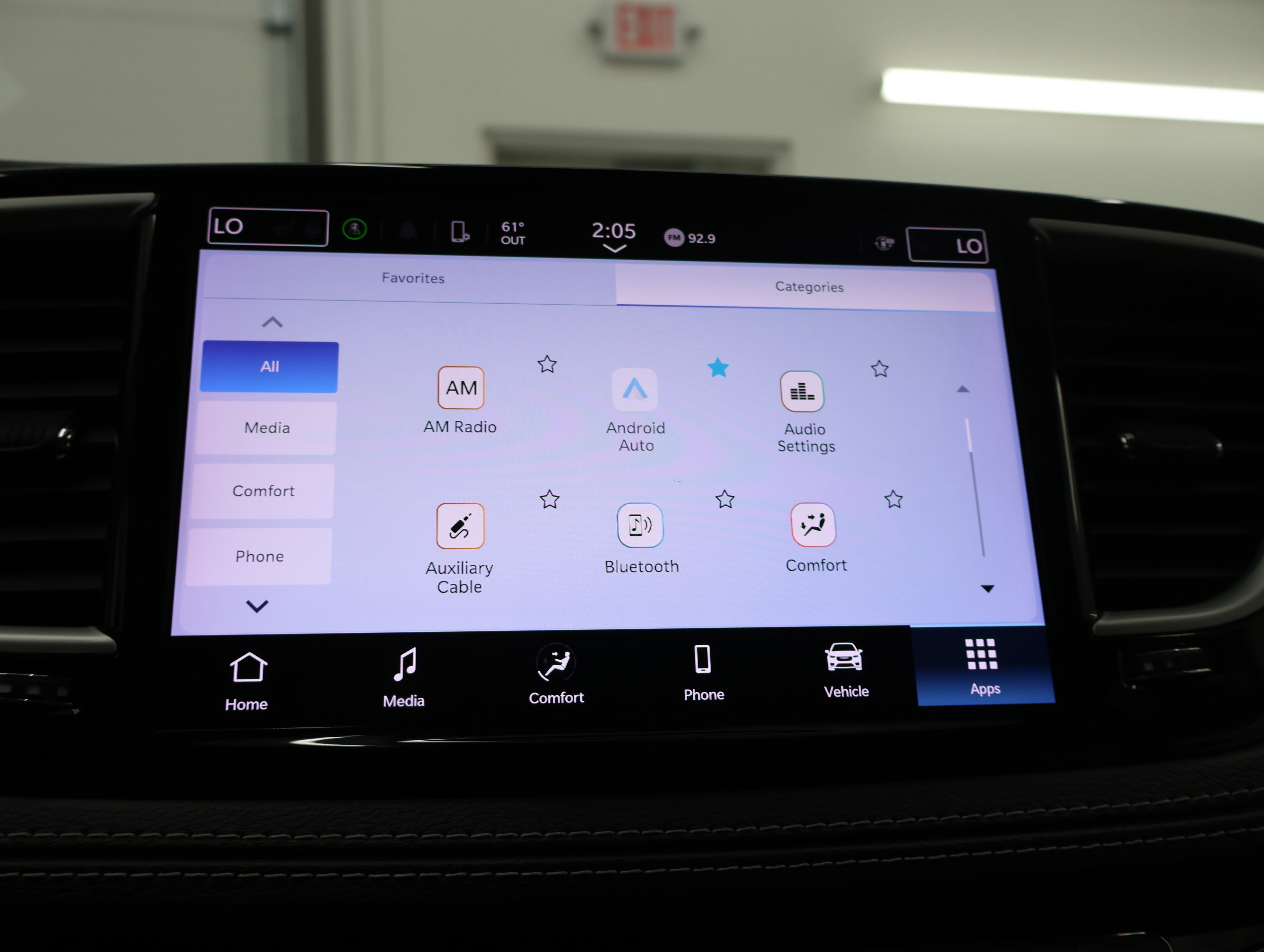 Used 2023 Chrysler Pacifica Touring-L AWD/4WD image 56