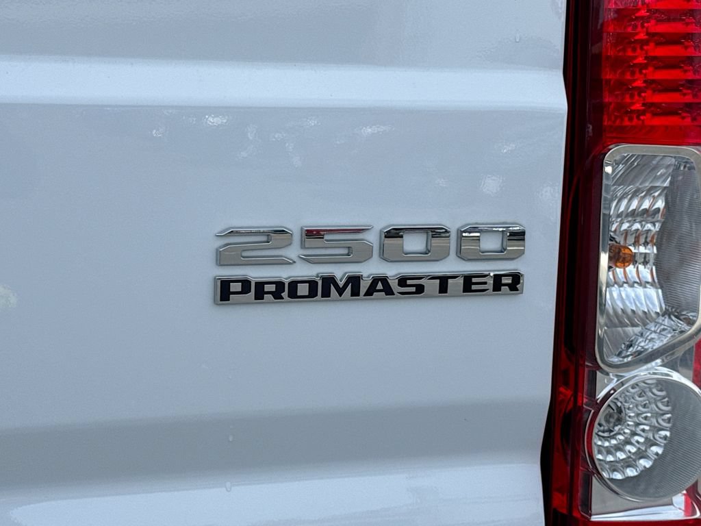 Used 2026 RAM ProMaster 2500 w/ Convenience Group FWD image 8