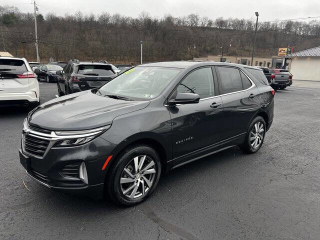 Used 2022 Chevrolet Equinox LT image 1