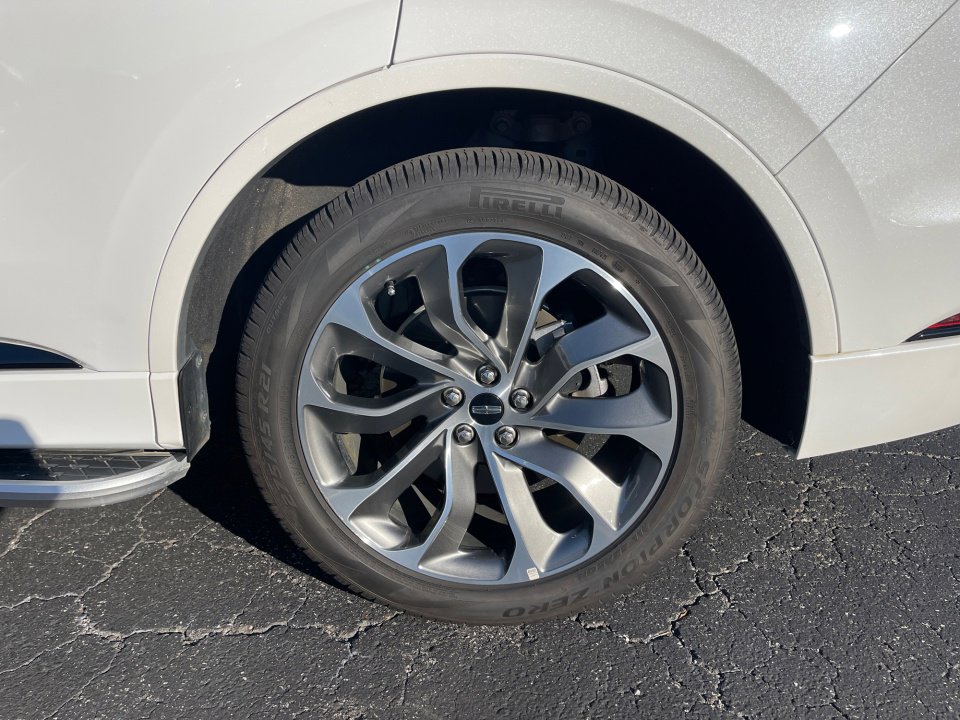 Used 2021 Lincoln Aviator Grand Touring w/ Equipment Group 301A image 22