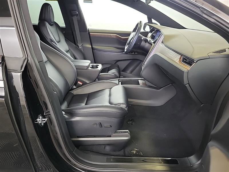 Used 2021 Tesla Model X Long Range image 6