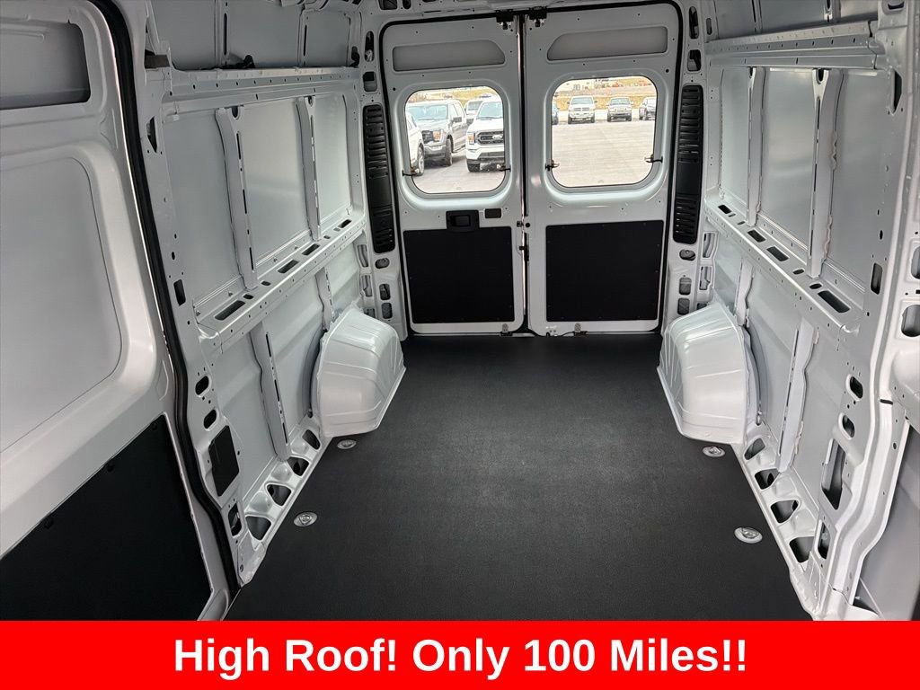 Used 2024 RAM ProMaster 2500 FWD image 24