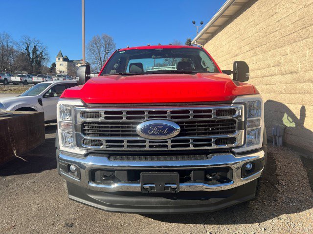 New 2025 Ford F550 4x4 Regular Cab Super Duty image 8