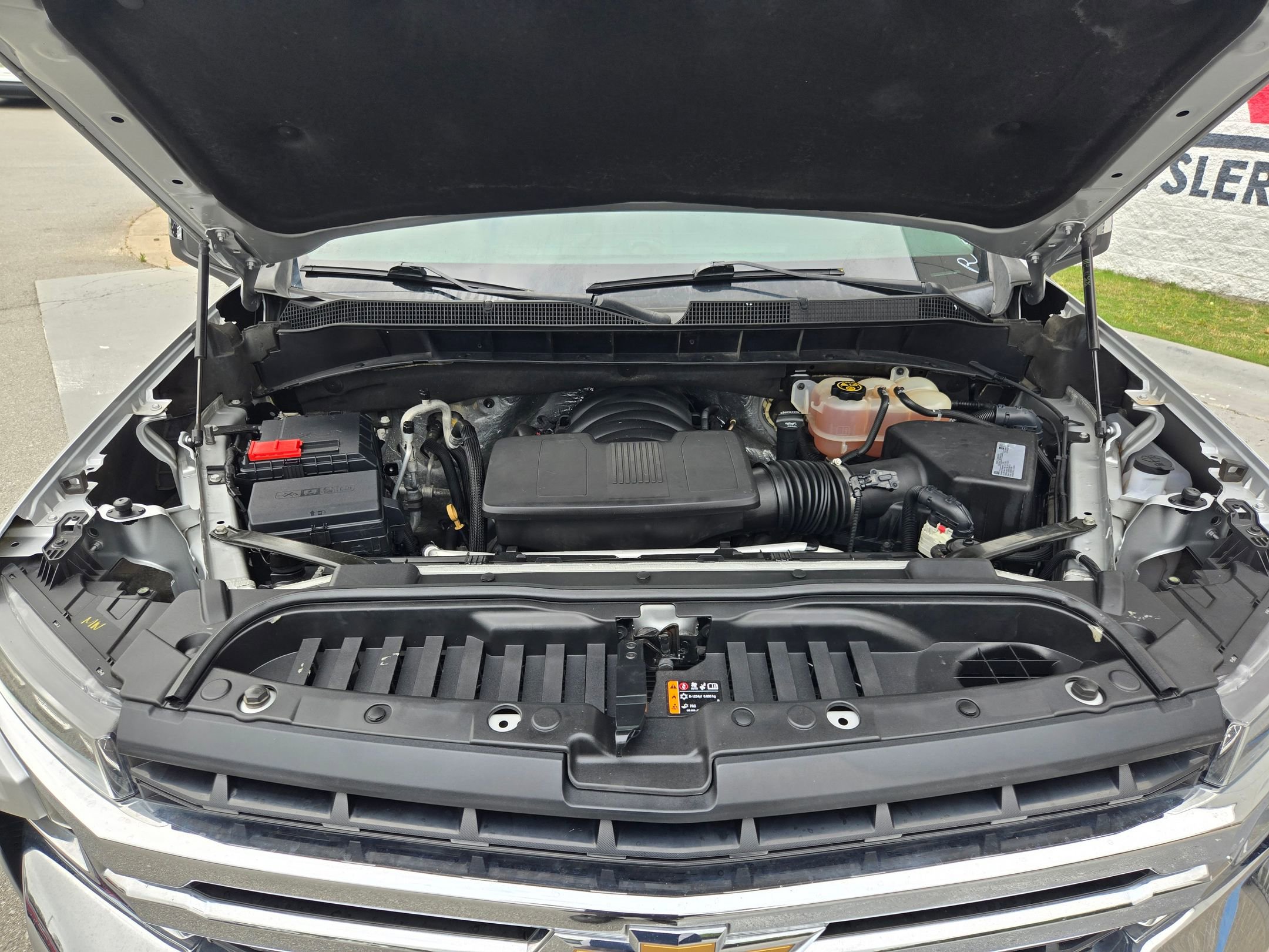 Used 2020 Chevrolet Silverado 1500 LT RWD image 19