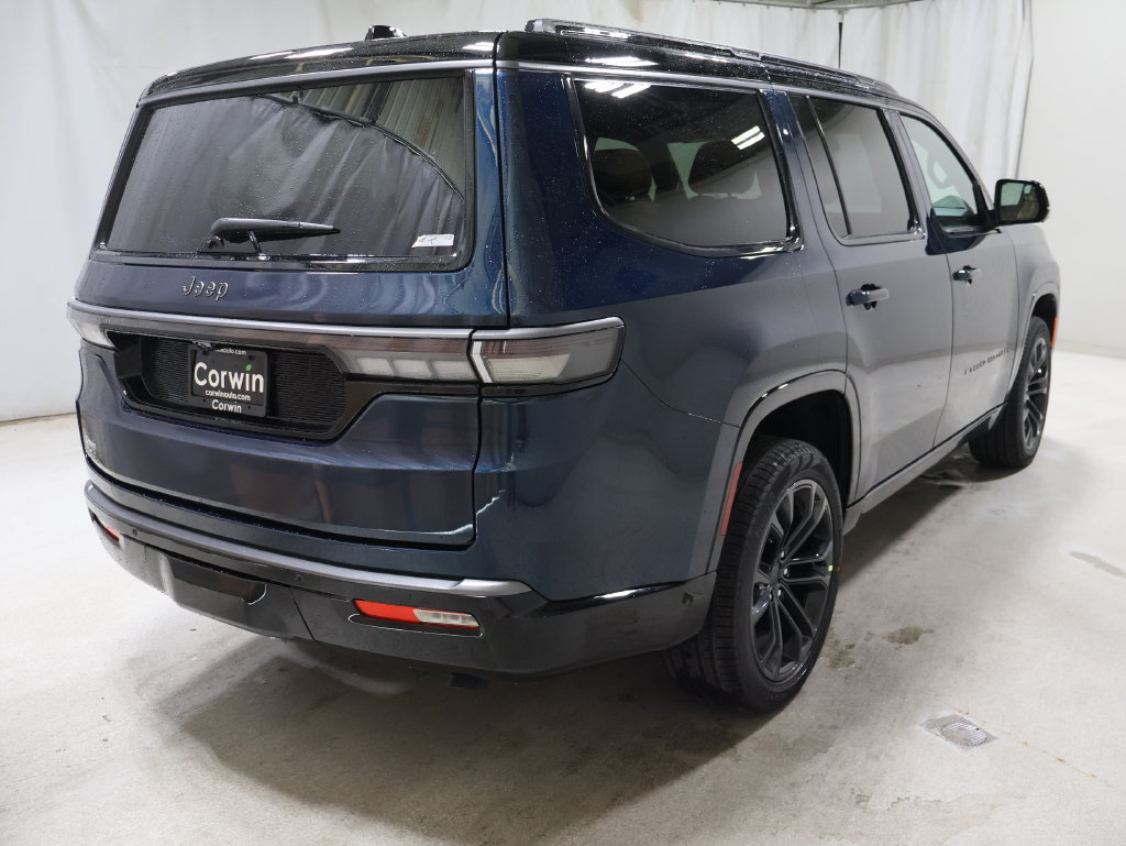 New 2026 Jeep Grand Wagoneer Summit AWD/4WD image 4