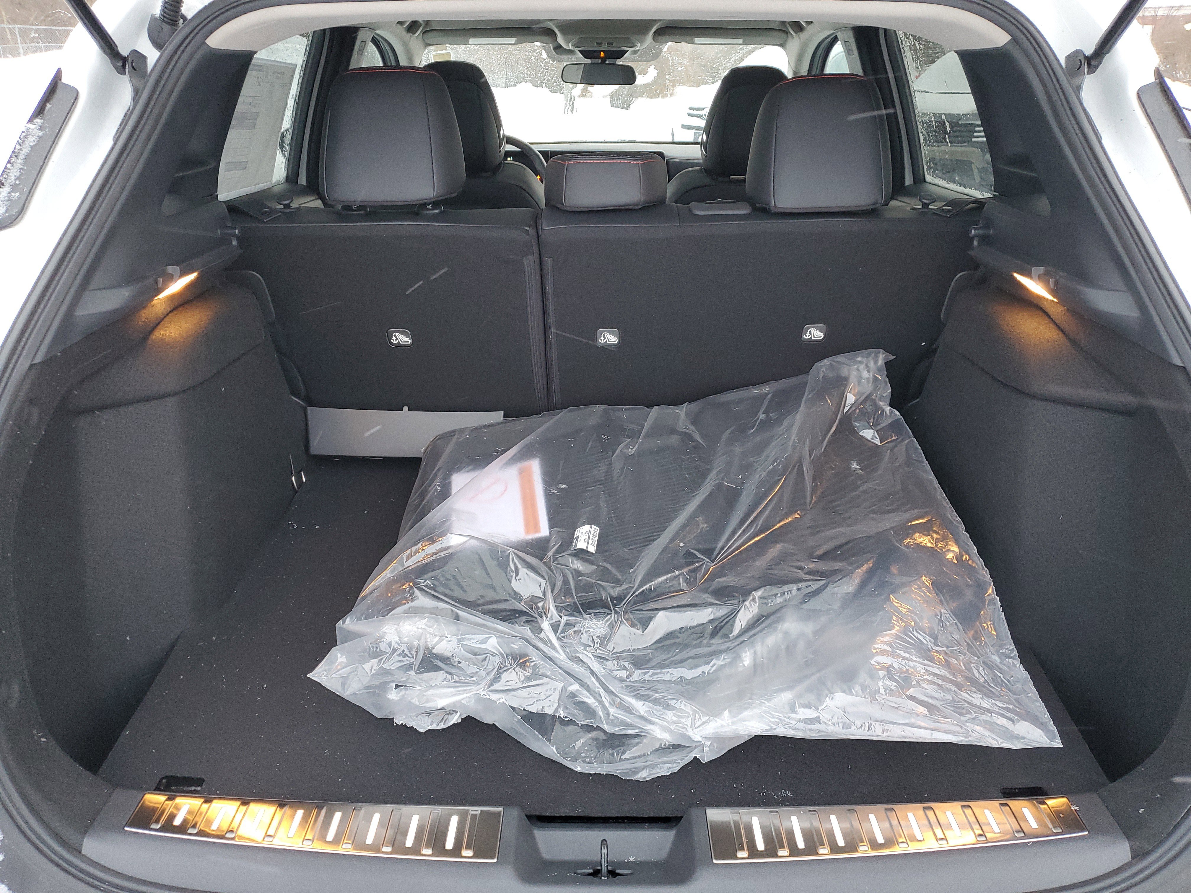 New 2026 Nissan Kicks SR w/ SR Premium Package image 30
