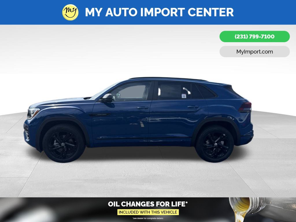 Used 2025 Volkswagen Atlas Cross Sport SEL R-Line AWD/4WD image 4