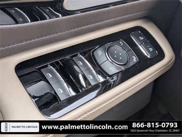 Used 2020 Lincoln Aviator Reserve w/ Equipment Group 201A image 28