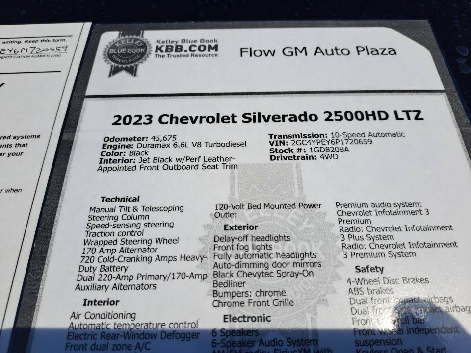 Used 2023 Chevrolet Silverado 2500 LTZ w/ LTZ Convenience Package AWD/4WD image 39