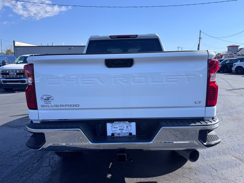 Used 2026 Chevrolet Silverado 2500 LT AWD/4WD image 6