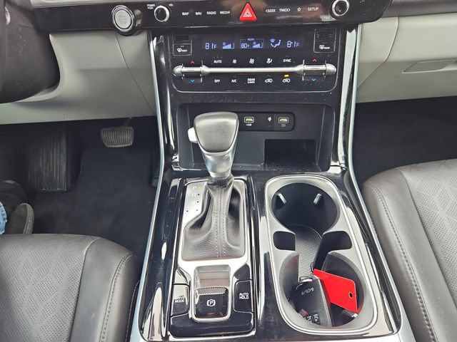 Used 2023 Kia Carnival EX FWD image 19