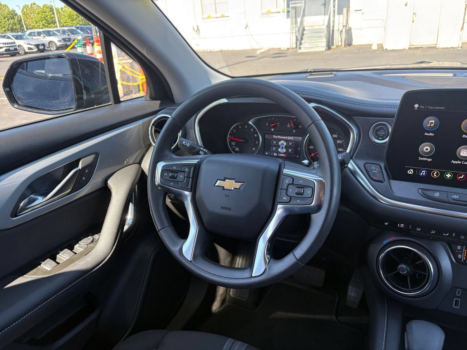 Used 2025 Chevrolet Blazer LT FWD image 36