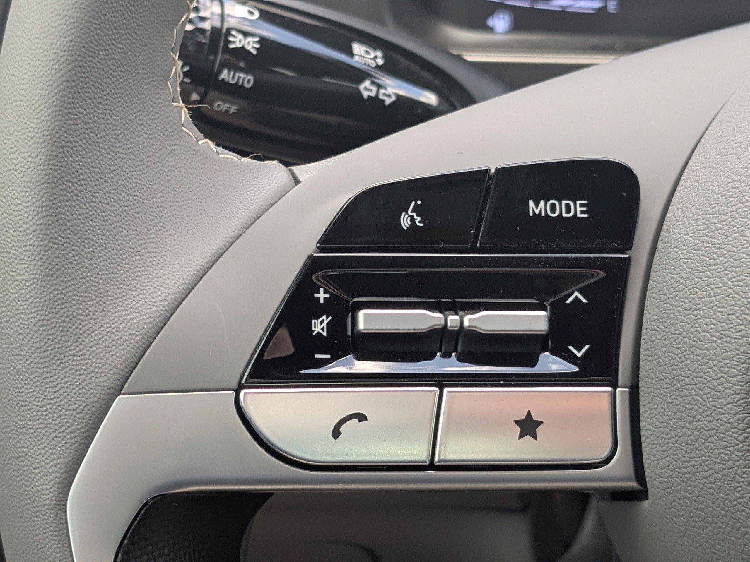 New 2026 Hyundai Elantra SEL Sport Premium FWD image 29