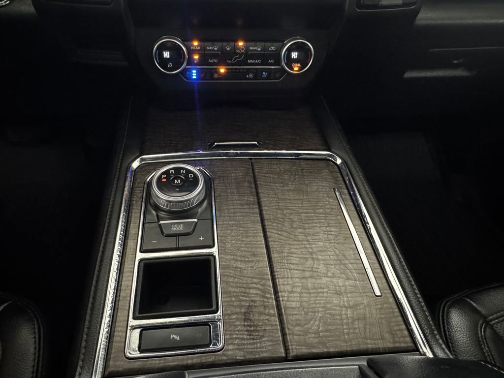 Used 2021 Ford Expedition Max Limited image 23