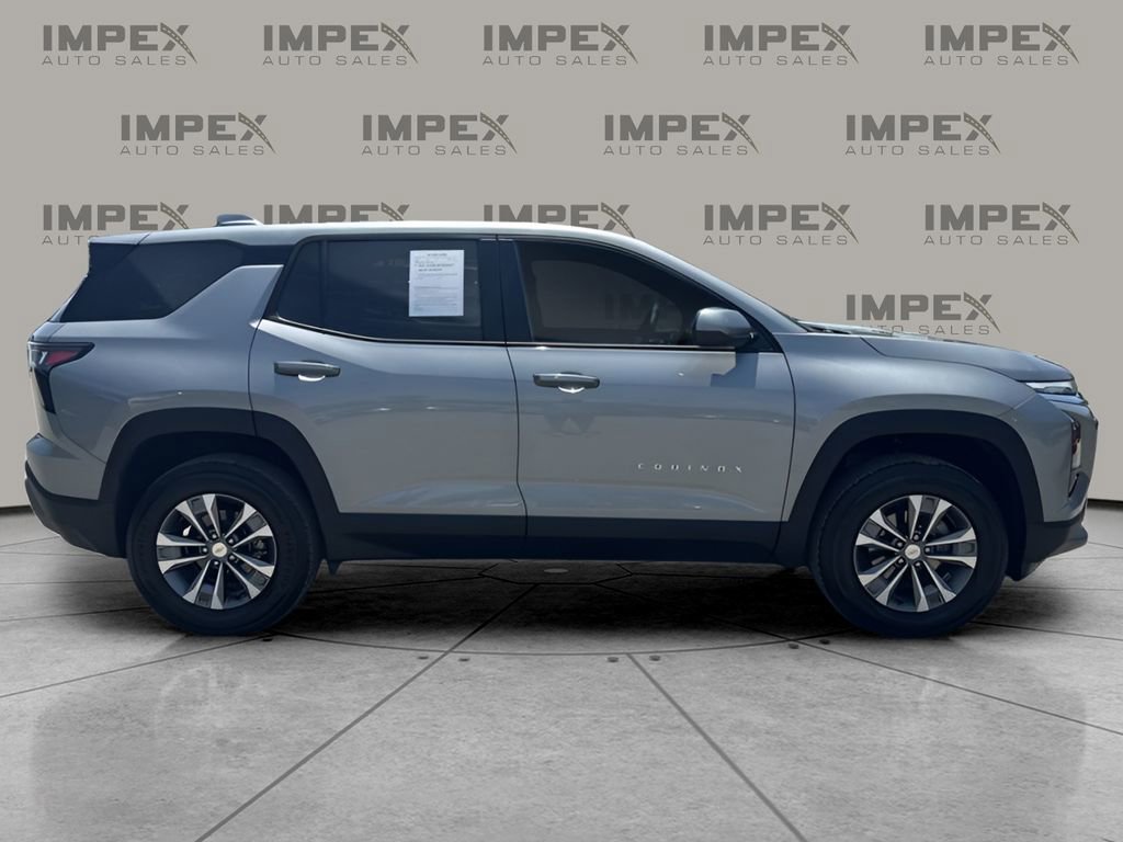 Used 2026 Chevrolet Equinox LT FWD image 6
