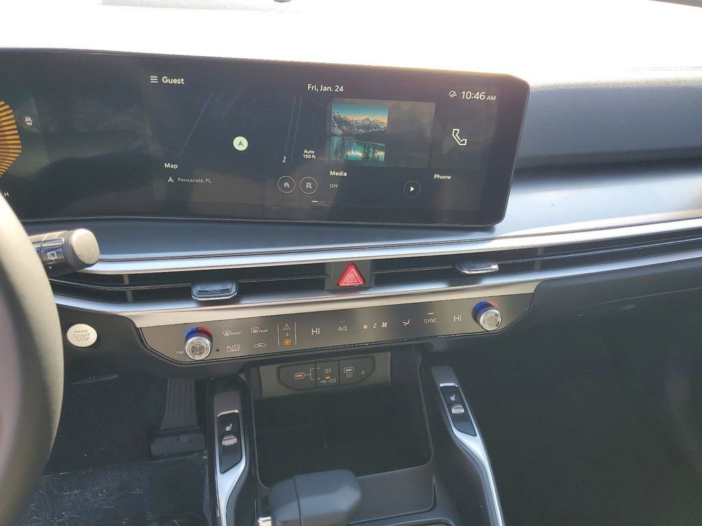 Used 2025 Kia Sorento S w/ Panoramic Sunroof Package FWD image 15