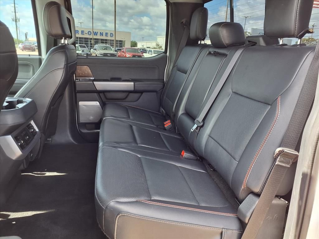 Used 2023 Ford F250 Lariat w/ Sport Appearance Package AWD/4WD image 27