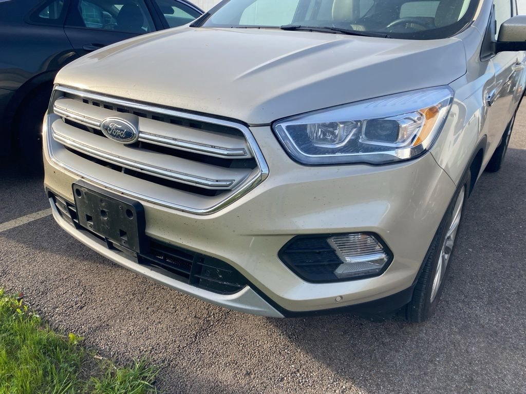 Used 2018 Ford Escape Titanium FWD image 17