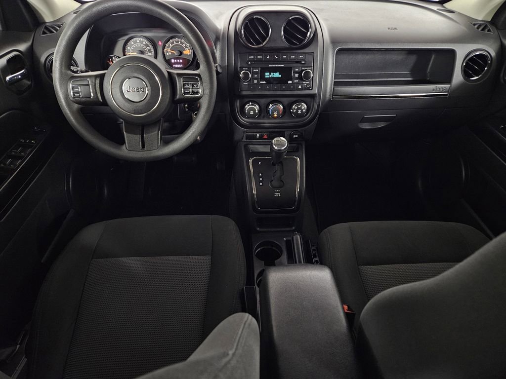 Used 2017 Jeep Patriot Sport w/ Power Value Group FWD image 7