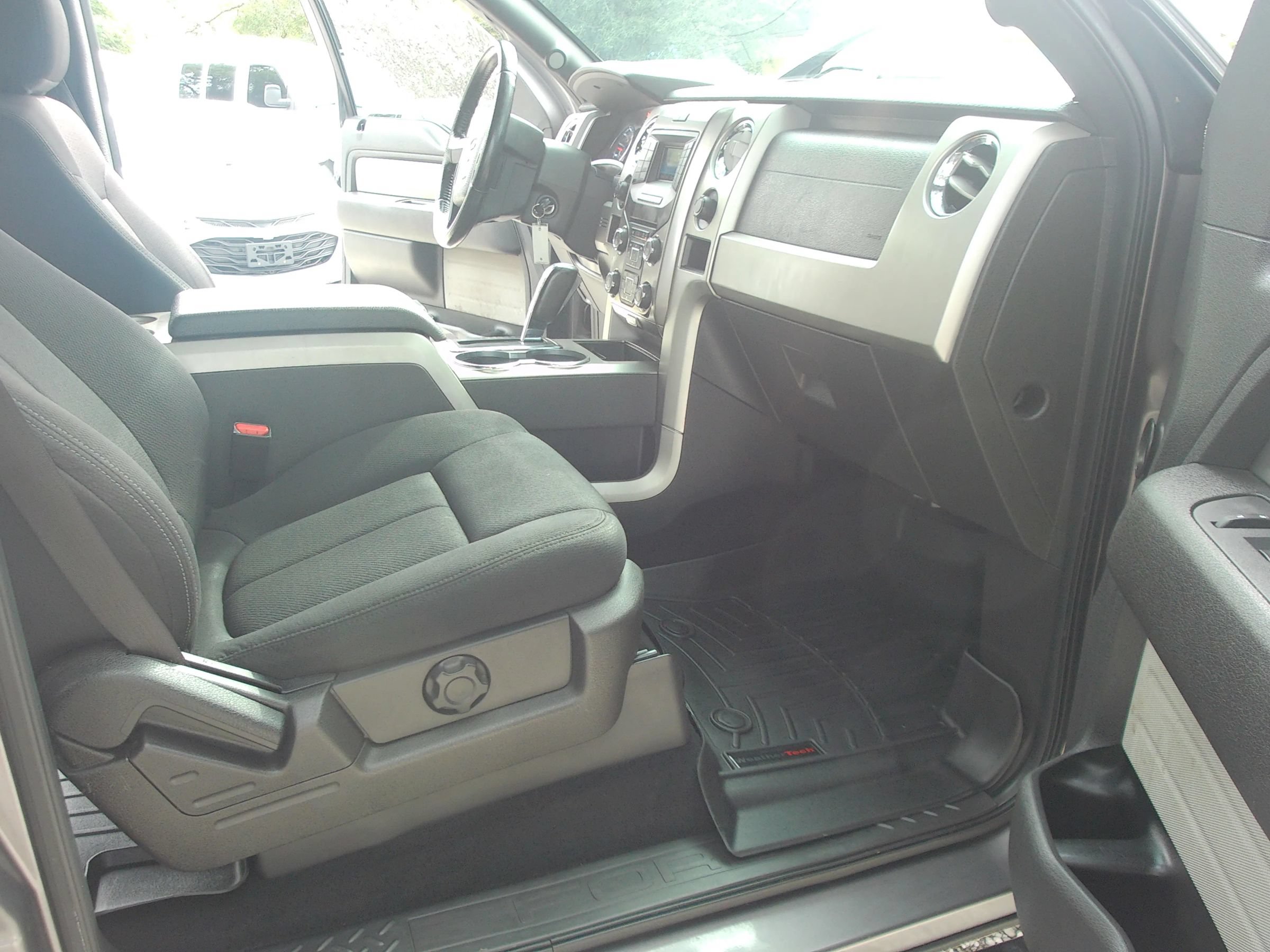 Used 2013 Ford F150 FX4 AWD/4WD image 35