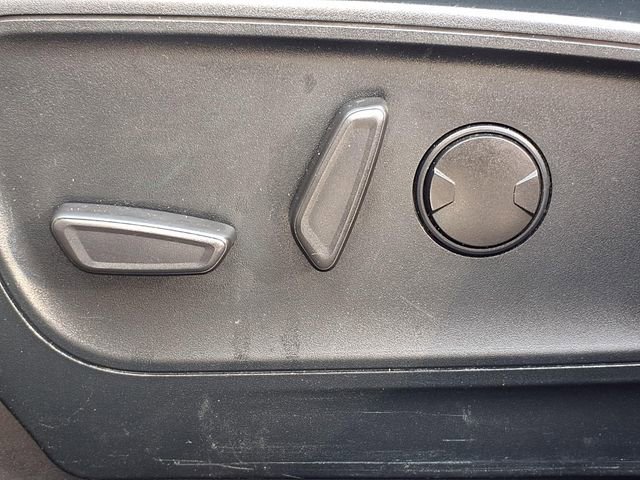 Used 2020 Ford Escape SE image 4