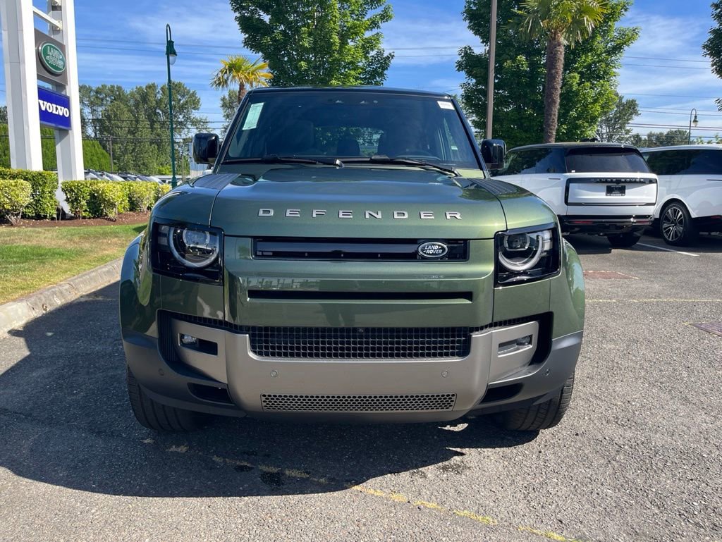New 2026 Land Rover Defender 110 S AWD/4WD image 9