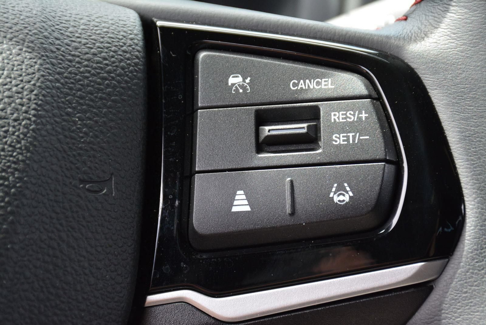 Used 2025 Honda Odyssey Sport-L image 30
