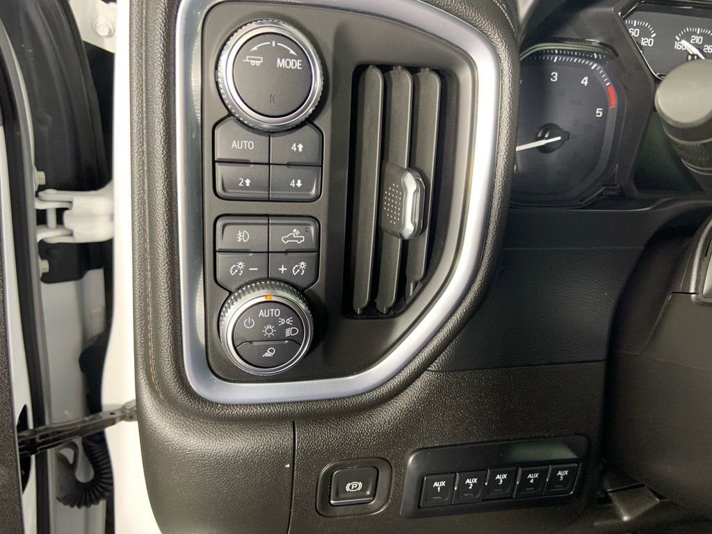 Used 2021 GMC Sierra 2500 AT4 w/ Gooseneck/5TH Wheel Package AWD/4WD image 31