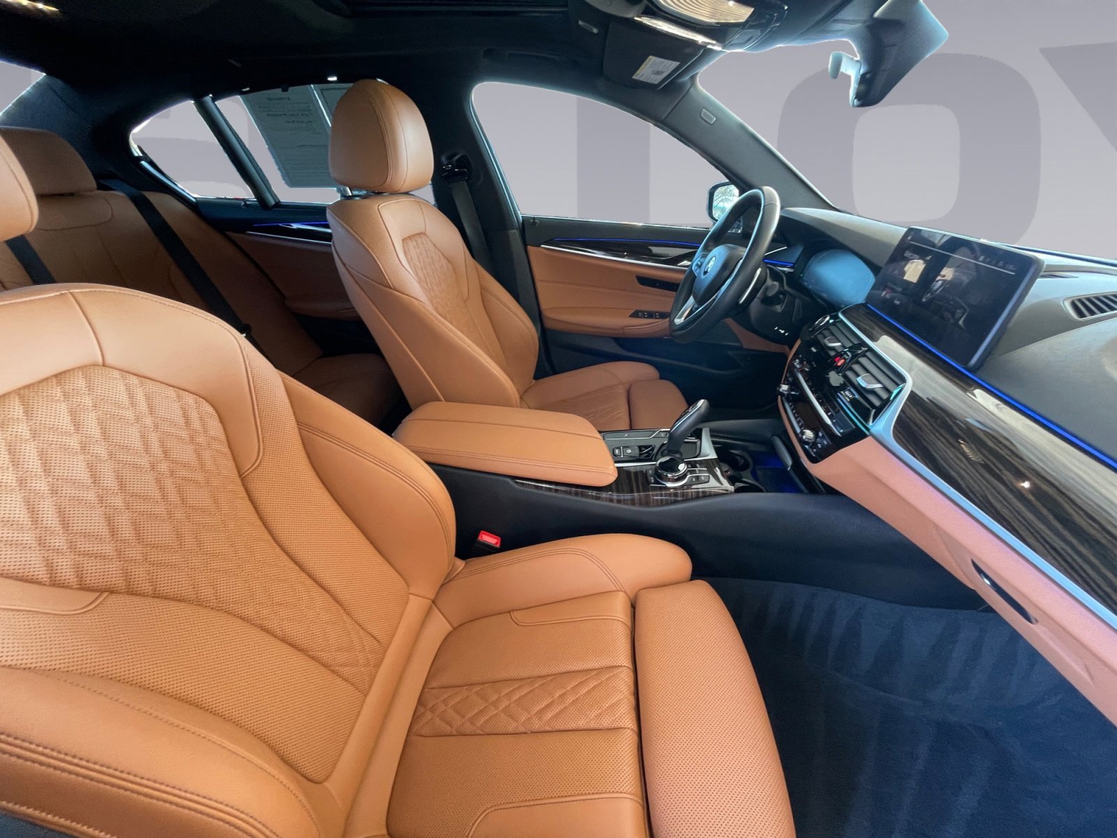 Used 2023 BMW 530i xDrive w/ Executive Package image 17