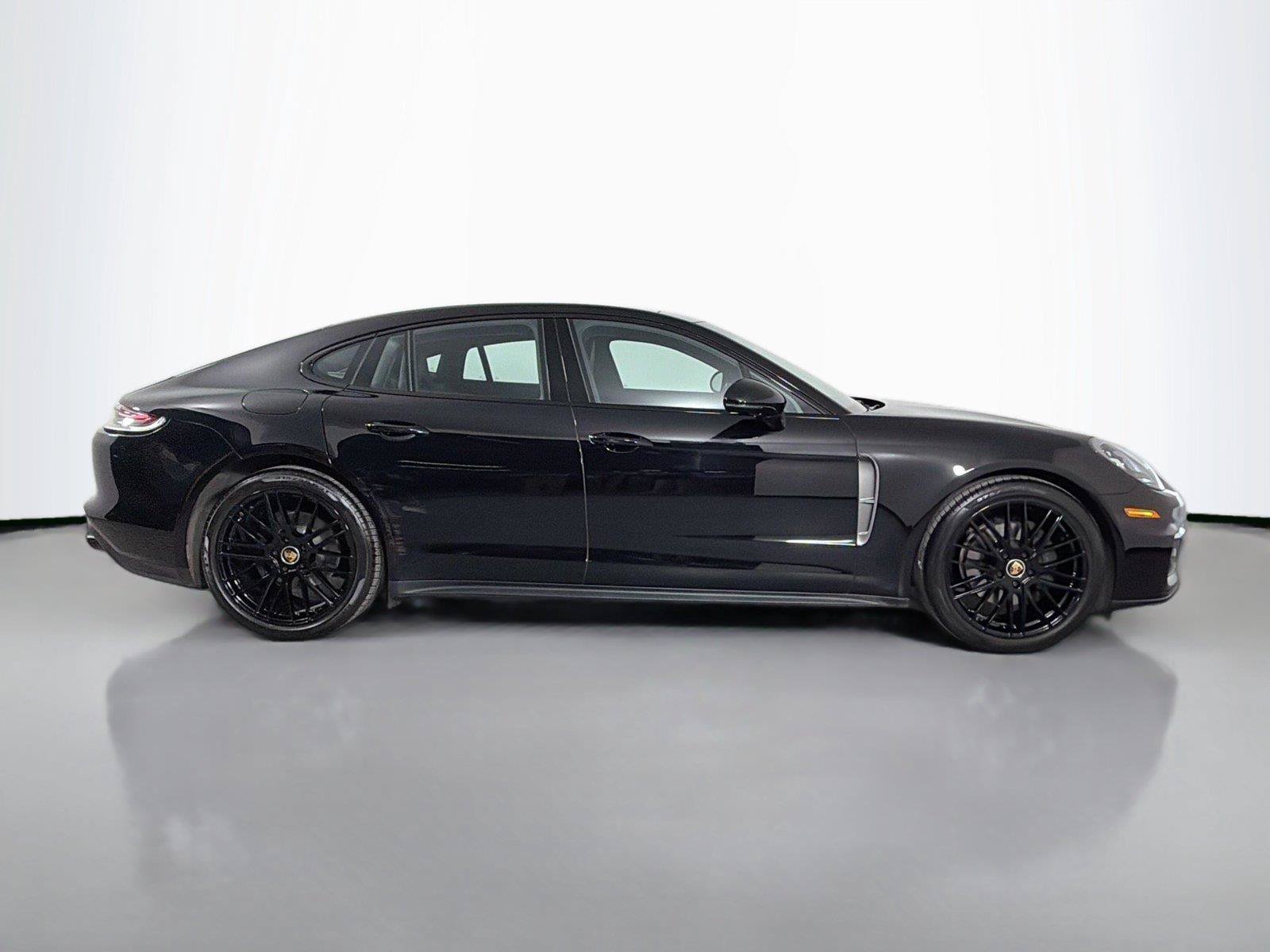 Certified 2023 Porsche Panamera Platinum Edition RWD image 8