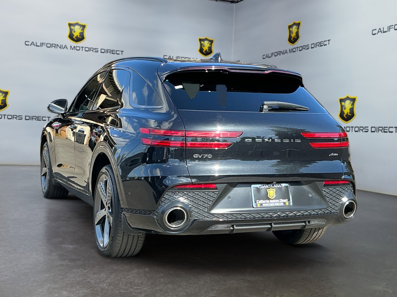 Used 2023 Genesis GV70 2.5T w/ Sport Prestige Package image 7
