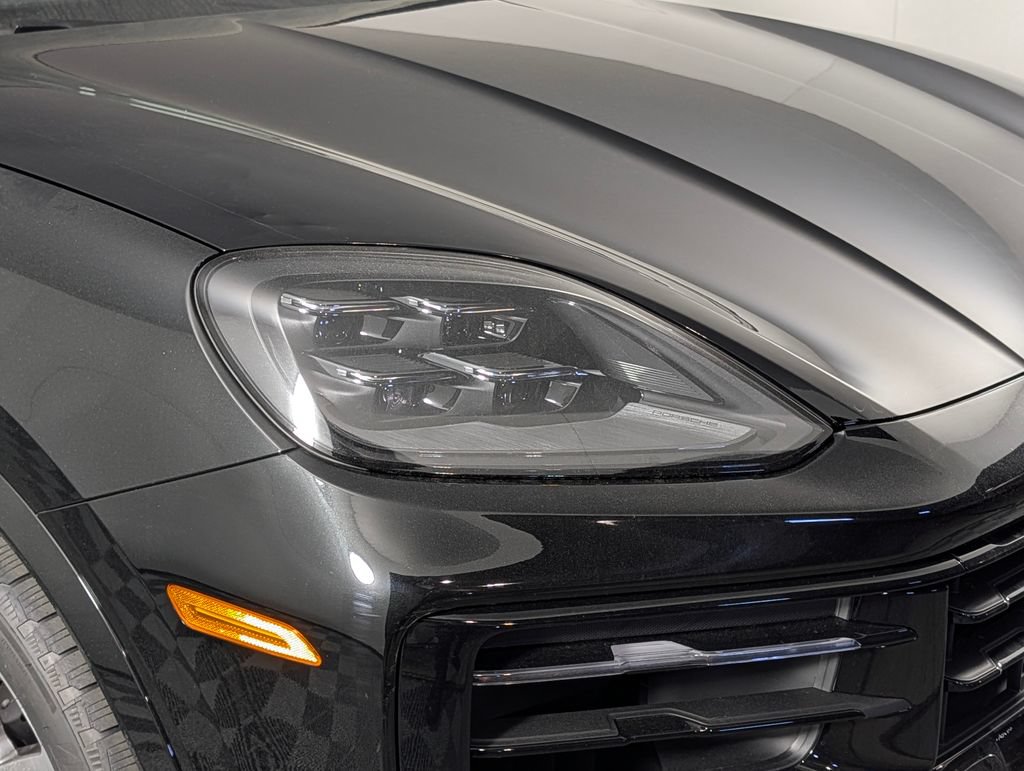 New 2026 Porsche Cayenne AWD/4WD image 15
