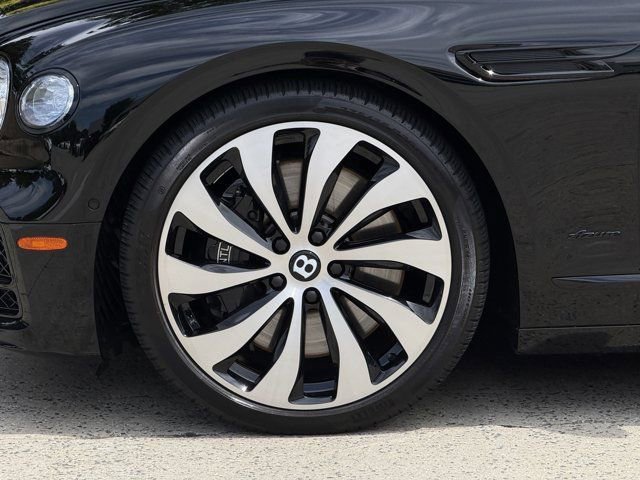 Used 2024 Bentley Flying Spur Azure image 6