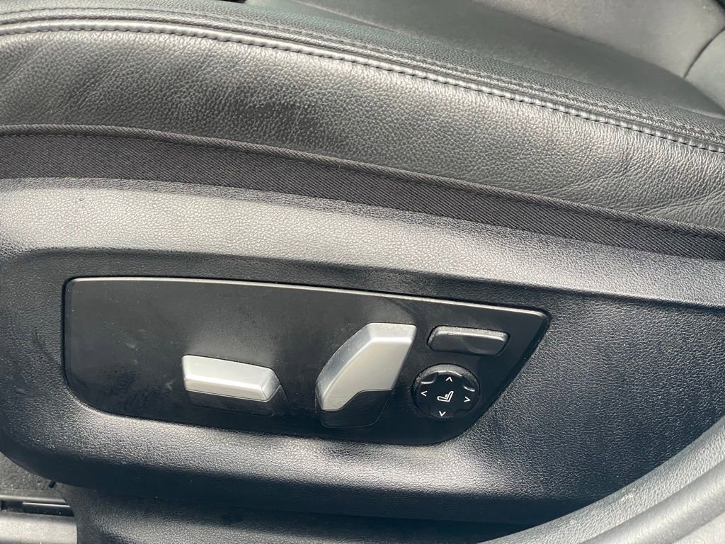 Used 2018 BMW 530i xDrive image 14