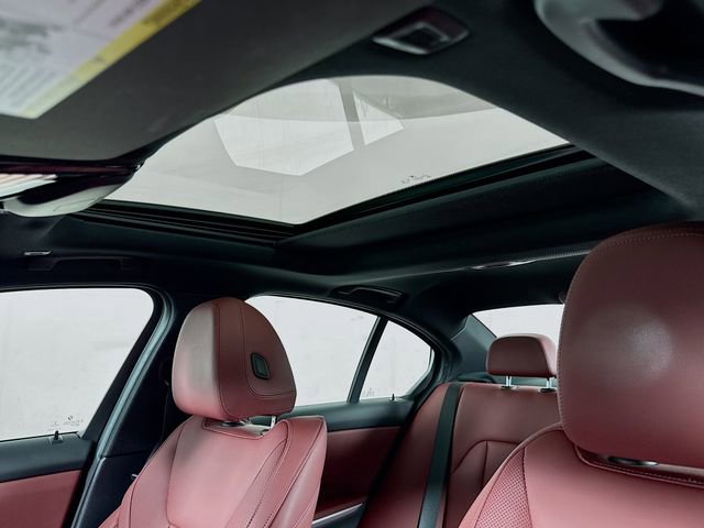 Used 2023 BMW 330i xDrive 330i xDrive w/ Driving Assistance Package image 24