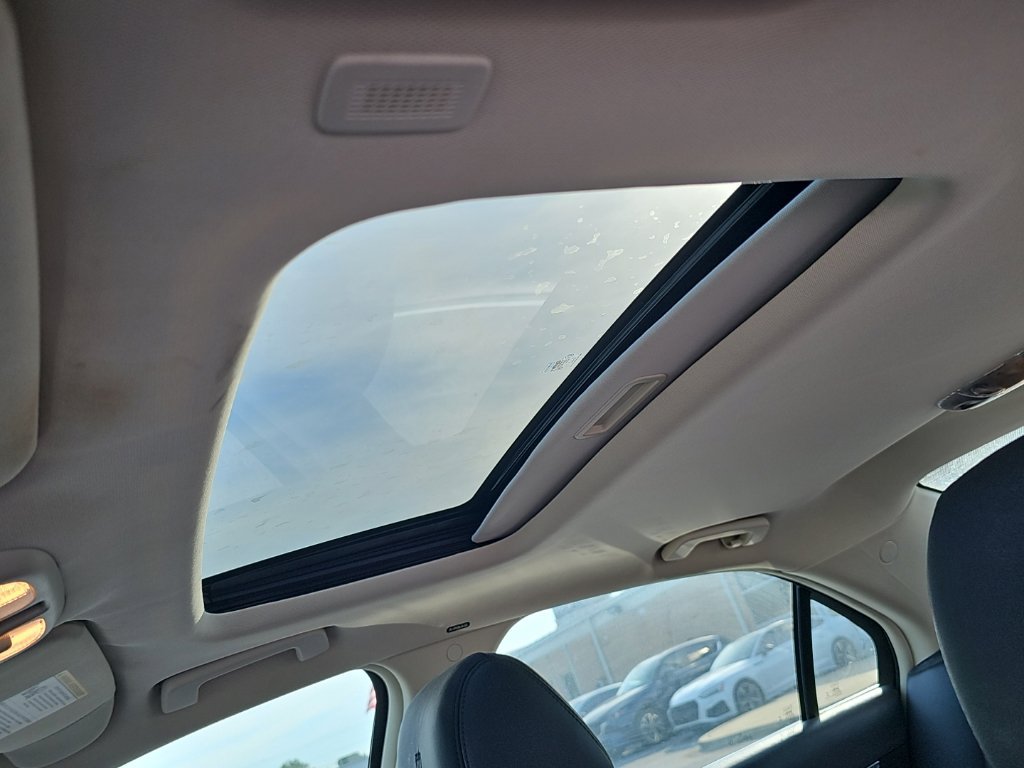 Used 2012 Lincoln MKZ AWD image 11
