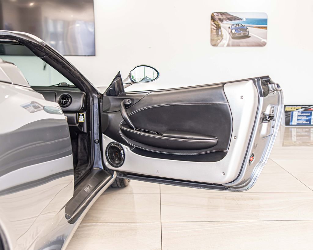 Used 2001 Ferrari 360 Spider image 28