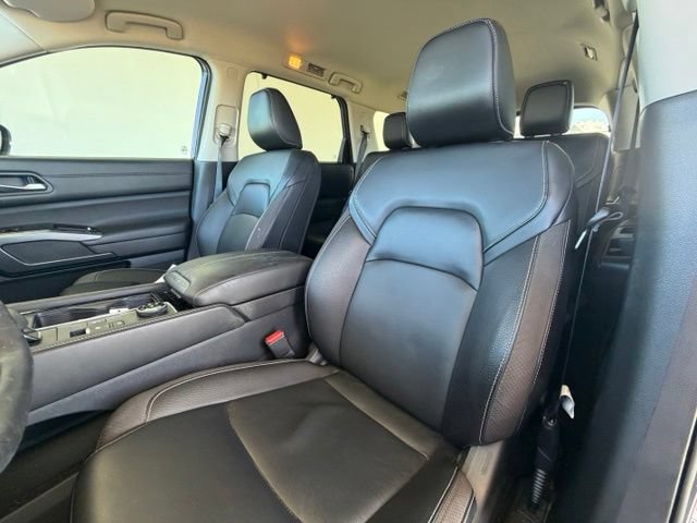 Used 2023 Nissan Pathfinder SL AWD/4WD image 20