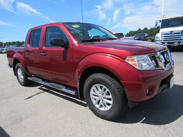 Used 2017 Nissan Frontier SV w/ SV Value Truck Package AWD/4WD image 6