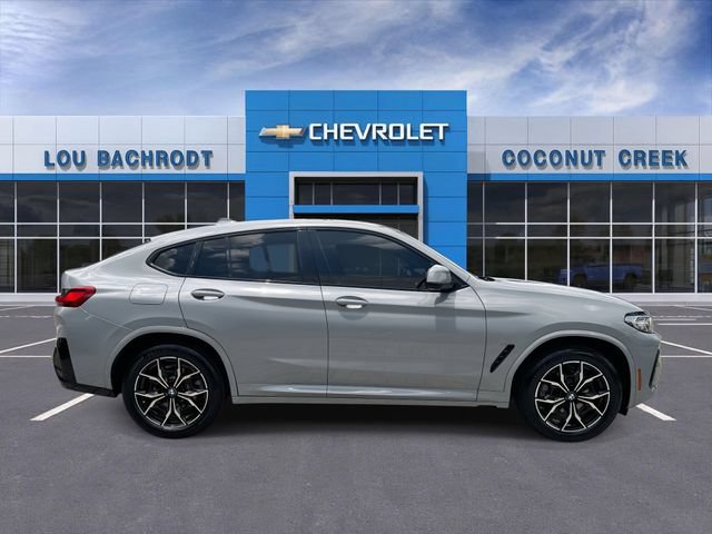 Used 2023 BMW X4 xDrive30i w/ M Sport Package AWD/4WD image 9