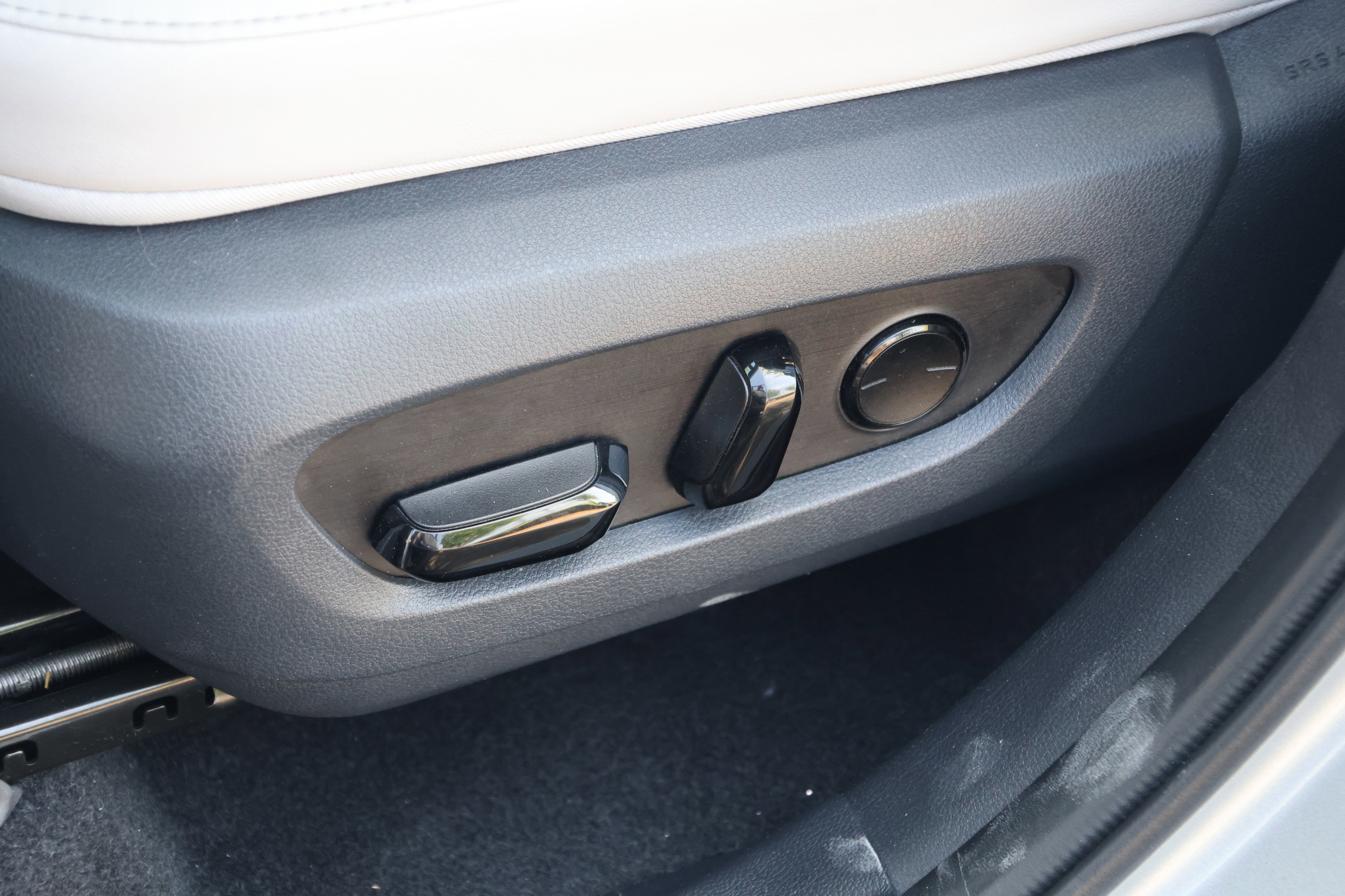 Certified 2024 Lexus TX 350 FWD w/ Captains Chair Package image 34