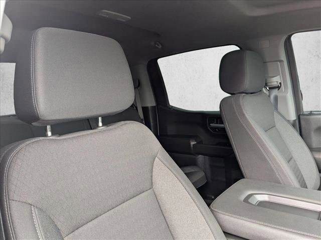 Used 2026 Chevrolet Silverado 1500 Custom Trail Boss w/ LPO, Dark Essentials Package AWD/4WD image 19