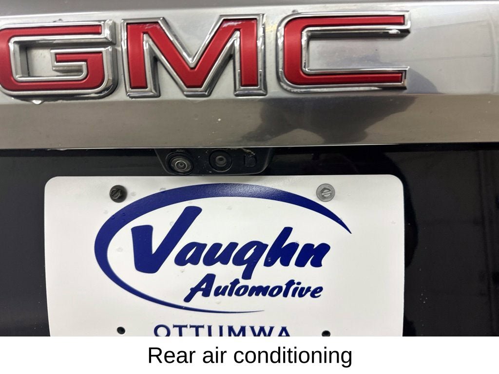Used 2023 GMC Yukon XL Denali w/ Denali Reserve Package AWD/4WD image 26